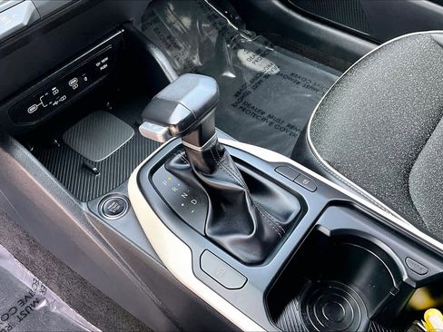 Used 2025 Kia K4 GT-Line w/ GT-Line Sunroof Package image 17