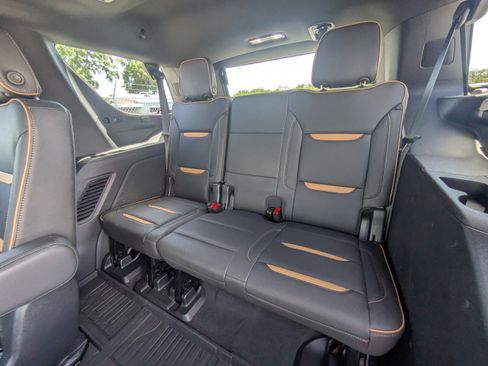 Used 2023 GMC Yukon AT4 w/ LPO, Floor Liner Package AWD/4WD image 15