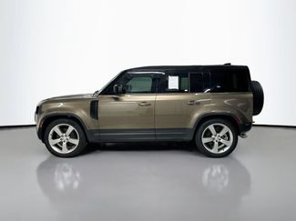 Used 2024 Land Rover Defender 110 SE AWD/4WD video 2