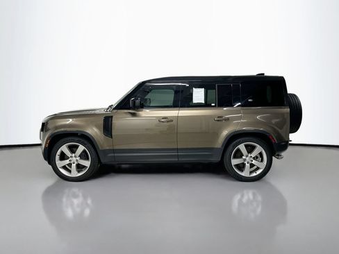 Used 2024 Land Rover Defender 110 SE AWD/4WD image 2