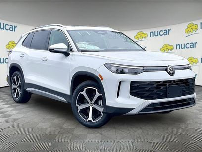 New 2026 Volkswagen Tiguan SE