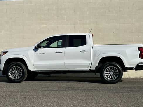 Certified 2024 Chevrolet Colorado LT image 7