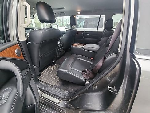 Used 2019 INFINITI QX80 Luxe image 6