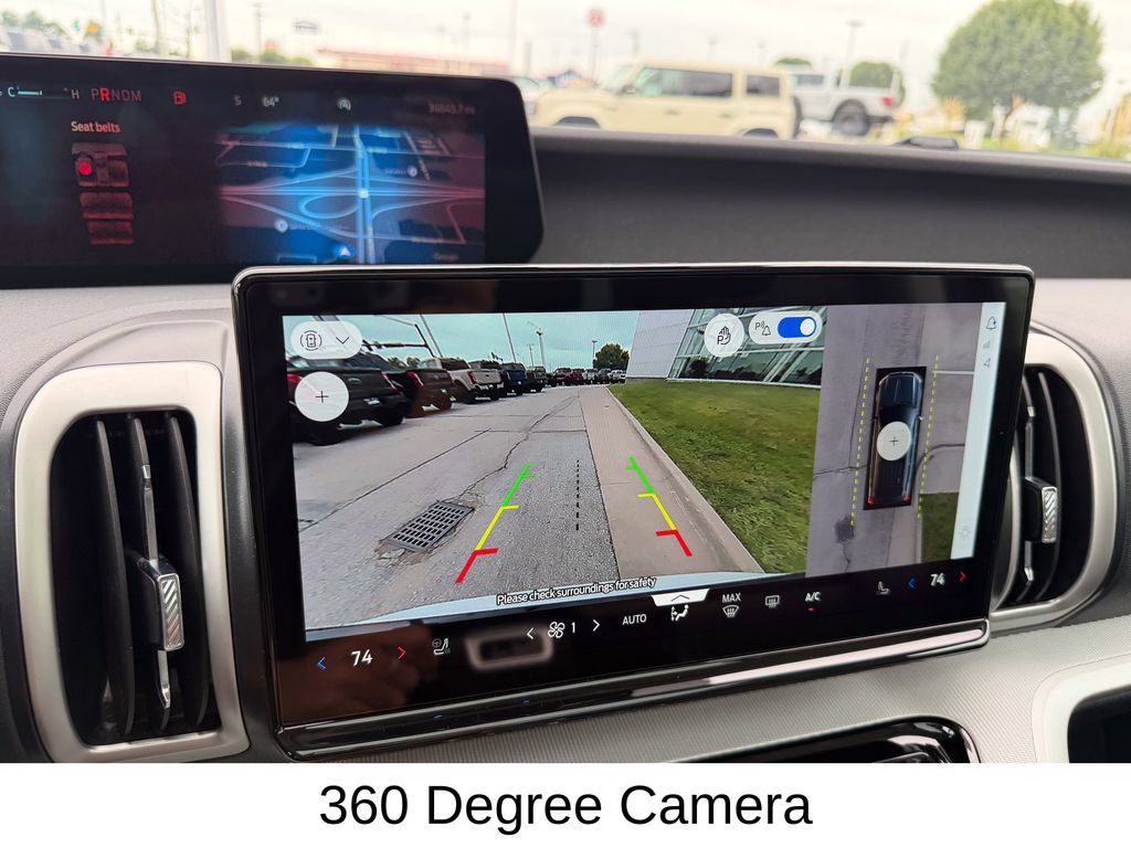 Certified 2025 Ford Expedition Active AWD/4WD image 22