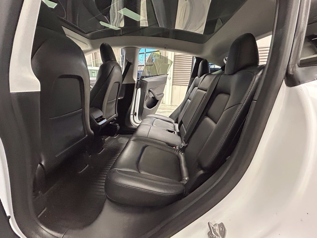 Used 2021 Tesla Model Y Long Range AWD/4WD image 54