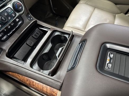 Used 2020 Chevrolet Tahoe Premier w/ Max Trailering Package image 23