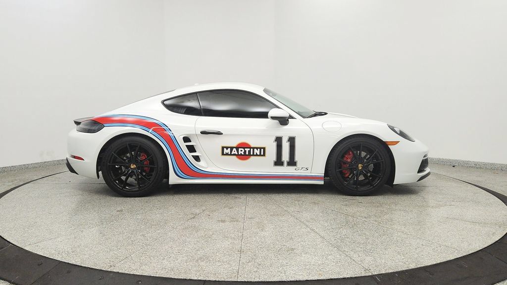 Used 2018 Porsche 718 Cayman GTS RWD image 6