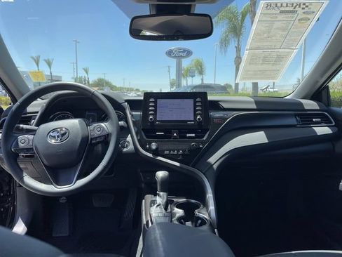 Used 2024 Toyota Camry SE w/ Convenience Package FWD image 19
