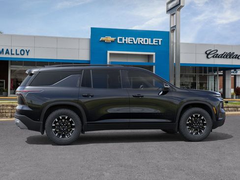 New 2026 Chevrolet Traverse Z71 w/ Enhanced Driving Package AWD/4WD image 30