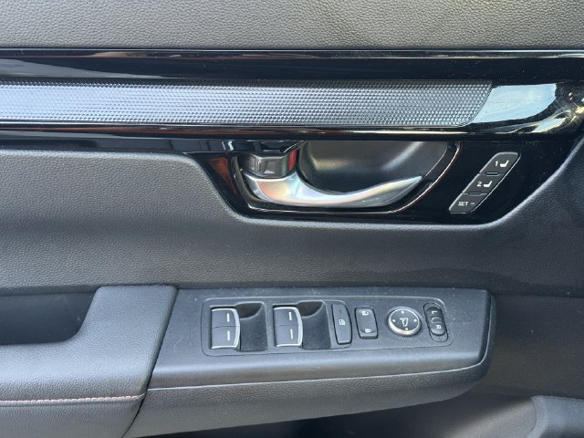 Used 2024 Honda CR-V Sport Touring image 22