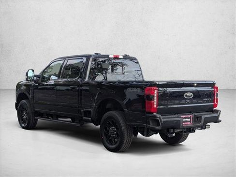 New 2026 Ford F250 Lariat w/ Black Appearance Package image 8