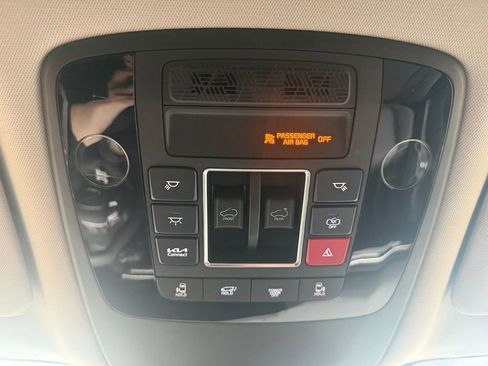 Used 2026 Kia Carnival SX Prestige image 20