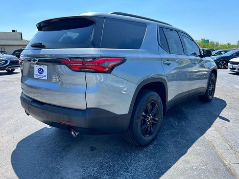 Used 2023 Chevrolet Traverse LS w/ Midnight/Sport Edition FWD image 7