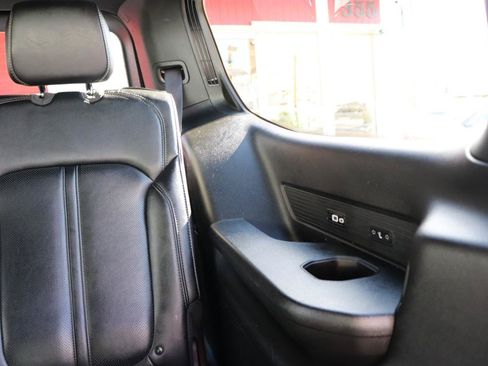 Used 2024 Jeep Wagoneer Series III AWD/4WD image 27