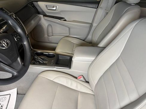 Used 2017 Toyota Camry LE w/ Protection Package (Q2) FWD image 19