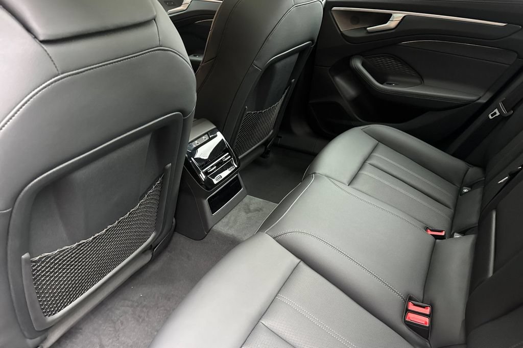 New 2026 Audi A6 Premium Plus AWD/4WD image 13