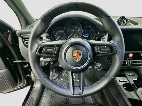 Used 2026 Porsche Macan AWD/4WD image 12