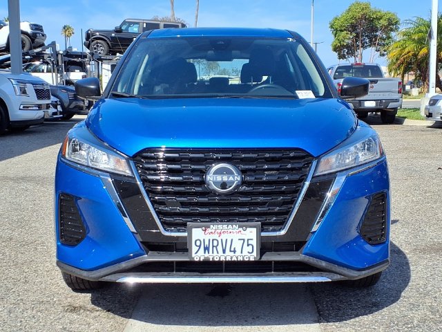 Certified 2025 Nissan Kicks Play S FWD image 28