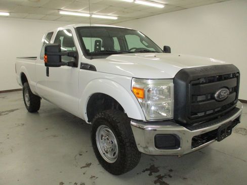 Used 2016 Ford F250 XL w/ Power Equipment Group image 7
