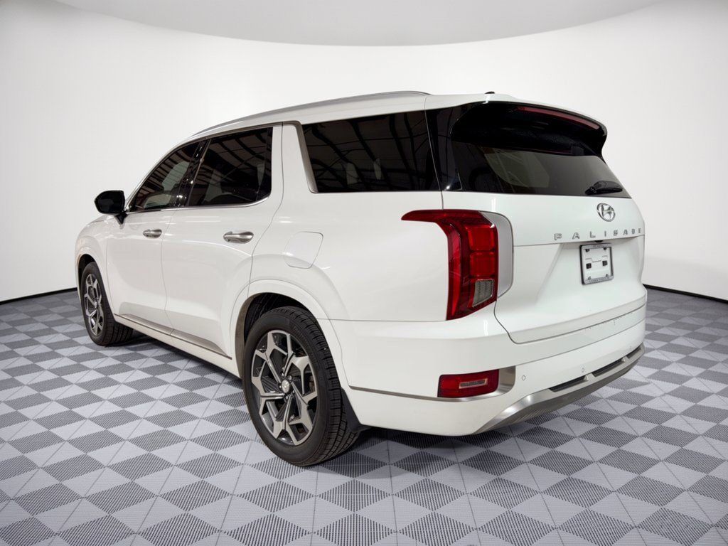 Used 2022 Hyundai Palisade Calligraphy FWD image 3