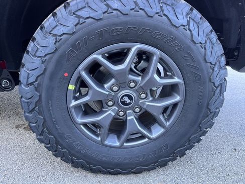 New 2025 Ford Bronco Badlands AWD/4WD image 17