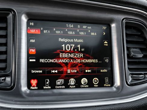 Used 2015 Dodge Challenger R/T Plus image 28