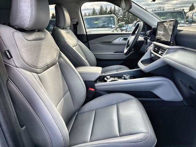 New 2026 Ford Explorer Active w/ Active Comfort Package AWD/4WD image 24