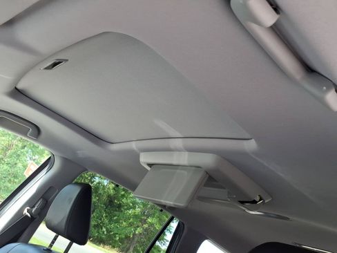 Used 2019 Honda Pilot Touring image 19