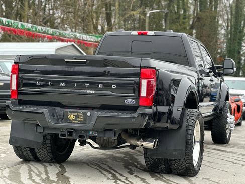 Used 2022 Ford F450 Limited w/ FX4 Off-Road Package AWD/4WD image 7