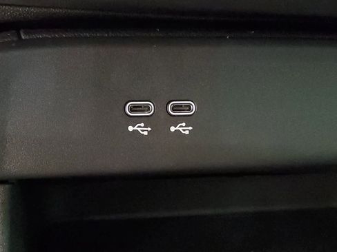 Used 2024 Honda Prologue EX image 10