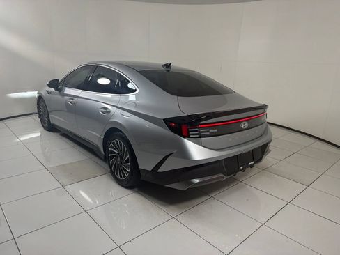 Certified 2025 Hyundai Sonata SEL FWD image 7