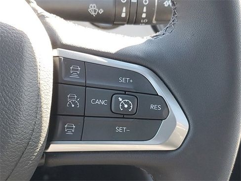 New 2026 Jeep Compass Limited w/ Sun, Sound & Navigation Group image 23