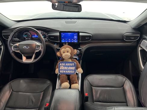 Used 2022 Ford Explorer Limited AWD/4WD image 19