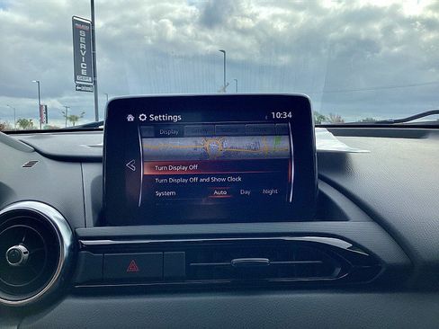 Used 2021 MAZDA MX-5 Miata RF Grand Touring image 11