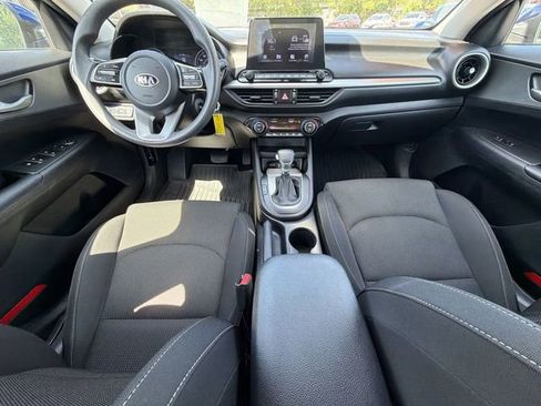 Used 2019 Kia Forte LXS FWD image 23