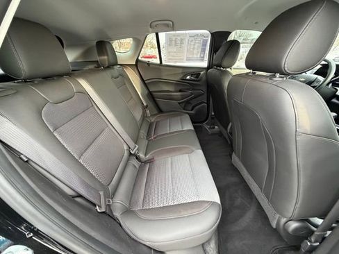 Certified 2024 Chevrolet Trax LT w/ Driver Confidence Package image 36