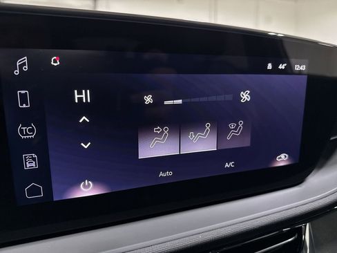 New 2026 Buick Envista Sport Touring image 15