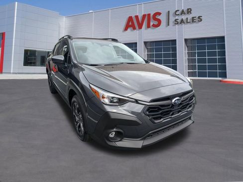 Used 2025 Subaru Crosstrek 2.0i Premium AWD/4WD image 3