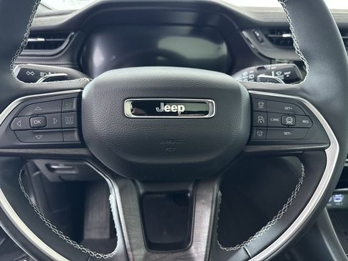 New 2026 Jeep Grand Cherokee Altitude image 23