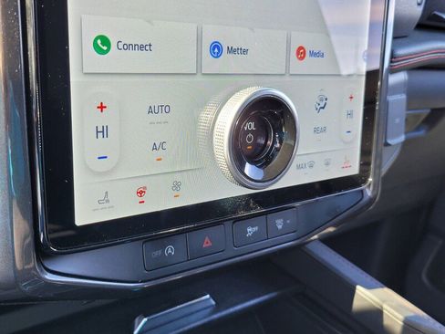 Used 2024 Ford Expedition Limited image 42