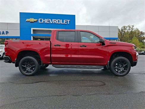 Certified 2025 Chevrolet Silverado 1500 LT Trail Boss w/ Convenience Package II image 7