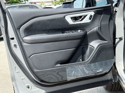 New 2026 Subaru Forester Touring AWD/4WD image 13