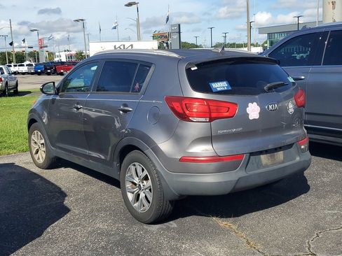 Used 2015 Kia Sportage LX FWD image 3