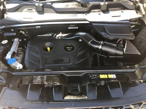 Used 2015 Land Rover Discovery Sport HSE AWD/4WD image 35