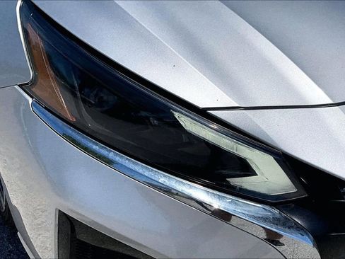 Used 2023 Nissan Altima 2.5 SL FWD image 26