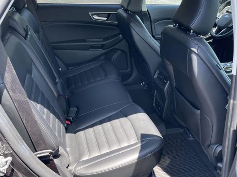 Certified 2024 Ford Edge SEL w/ Convenience Package AWD/4WD image 13