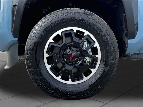 Certified 2026 Toyota Tacoma TRD Off-Road w/ TRD Off Road Upgrade Package AWD/4WD image 11