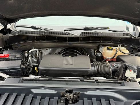 Used 2022 Chevrolet Silverado 1500 LT w/ Z71 Off-Road Package image 23