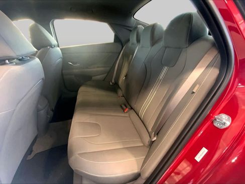 Used 2025 Hyundai Elantra Sport FWD image 20
