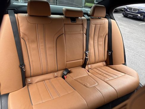 Used 2022 BMW M550i xDrive w/ Executive Package AWD/4WD image 36